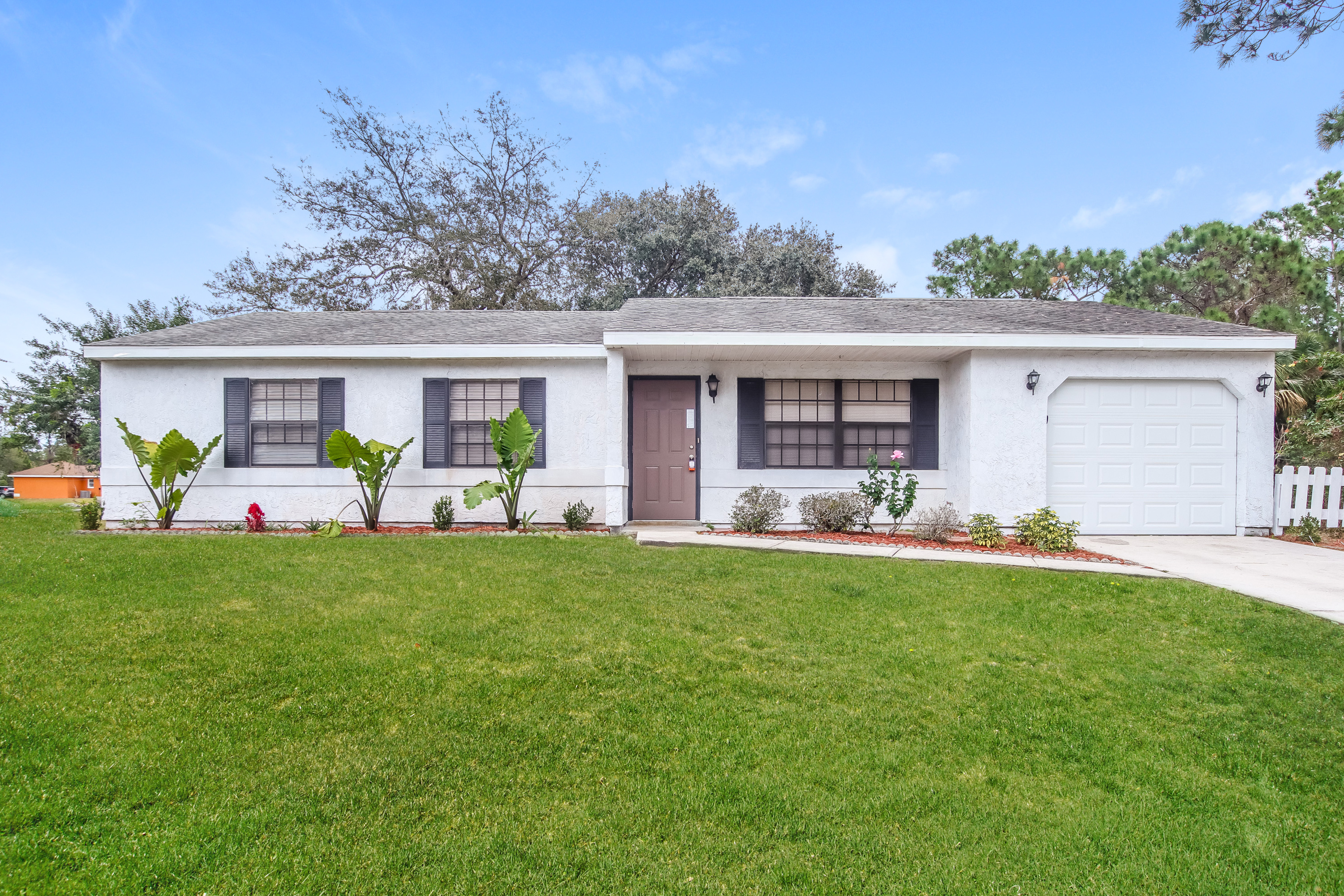 829 Tampa Ave SE Palm Bay, FL 32909